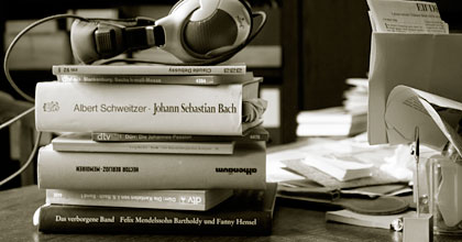 Arbeitsatmosphäre am Schreibtisch 